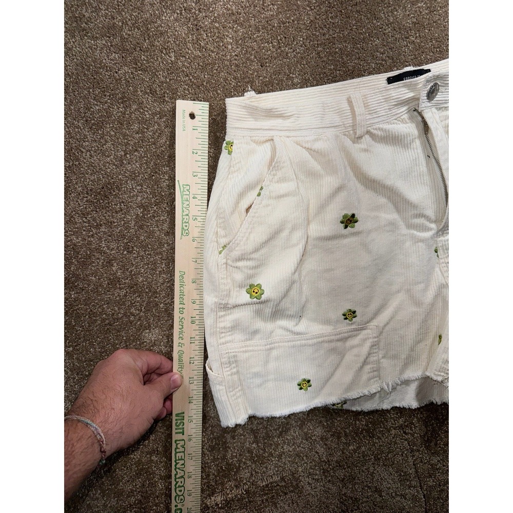 Forever21 White Corduroy Shorts‎ with Green Flowers Trendy Summer Comfy Sz 1x - Picture 4 of 9